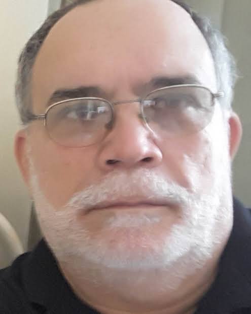 Professor Nelson Mazur presente!