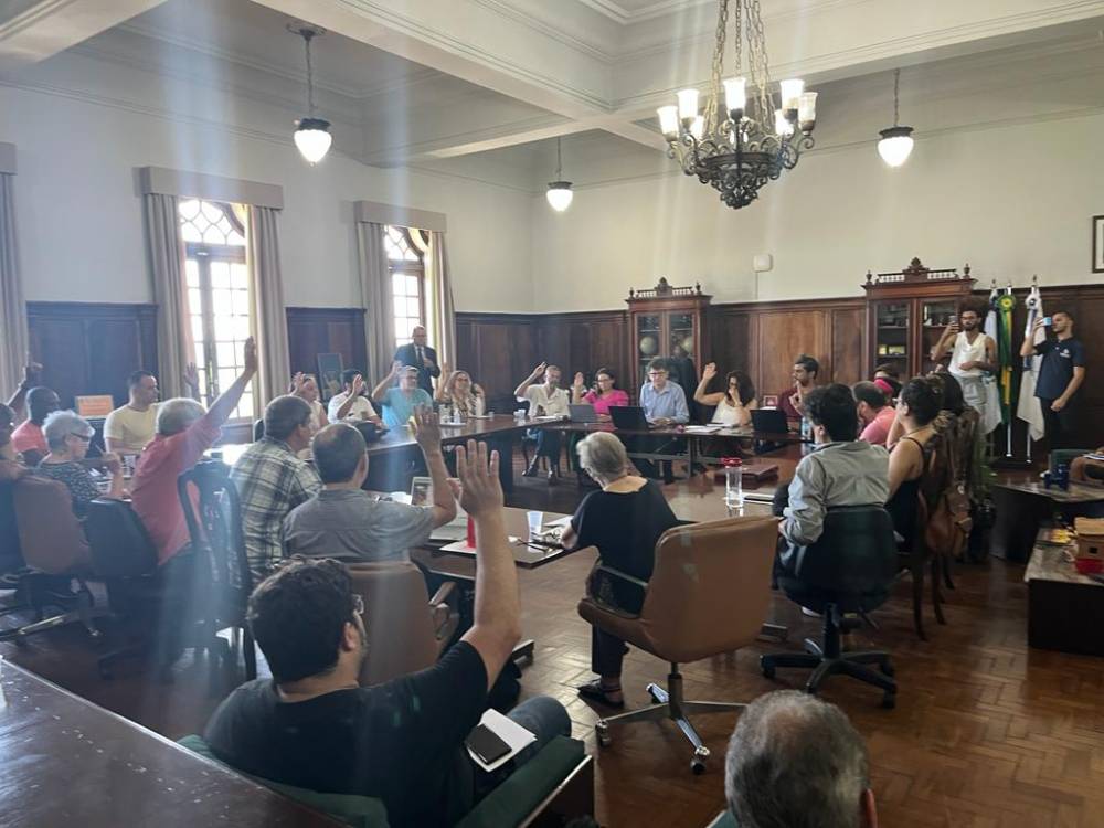 UFRRJ aprova deliberação a favor da comunidade trans