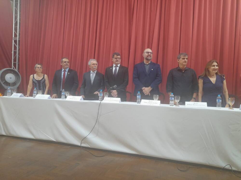 Prof° Ricardo Magnus Osorio recebe com méritos título de Doutor Honoris Causa da UFRRJ