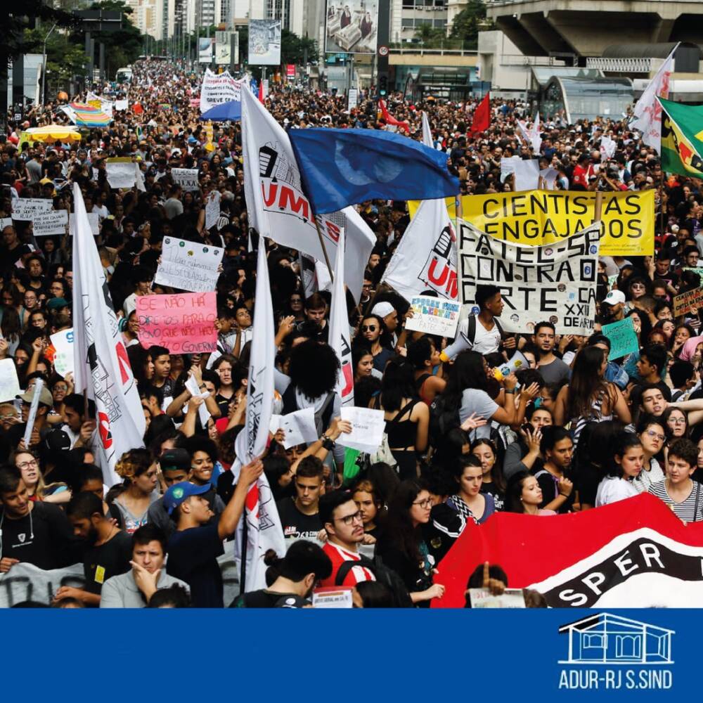 Servidores Públicos são essenciais para democracia  