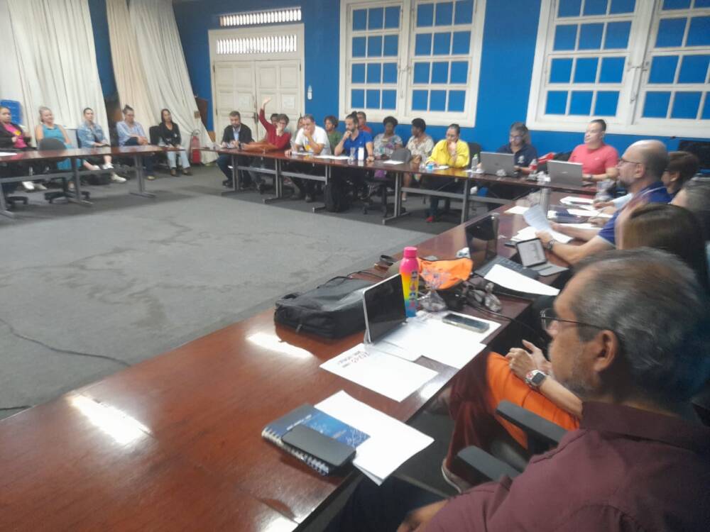 ADUR participa da reunião do Cepe
