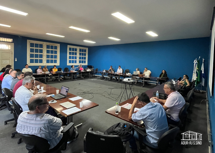 ADUR participa de mais uma reunião do CEPE