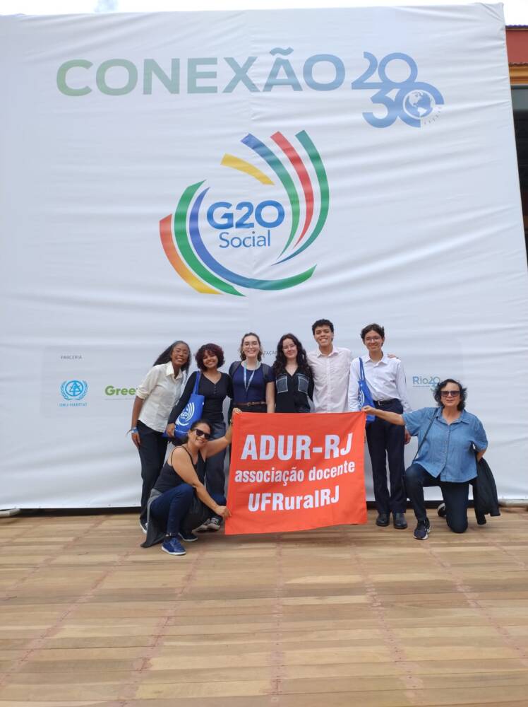 ADUR e estudantes do curso de Relações Internacionais do campus Seropédica da UFRRJ participaram do G20 social